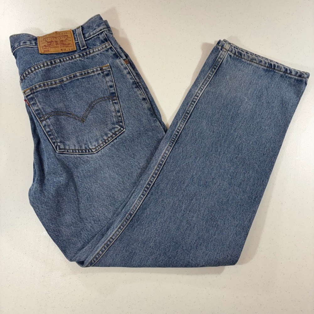 VTG Levis 505 Regular Fit Straight Leg Jeans Blue Denim 38x30 Made in Colombia